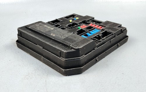 Unidad de control de caja de fusibles pick-up D23 Nissan NP300 NAVARA IPDM 284B74JA0A fabricante de equipos originales - Imagen 8 de 22