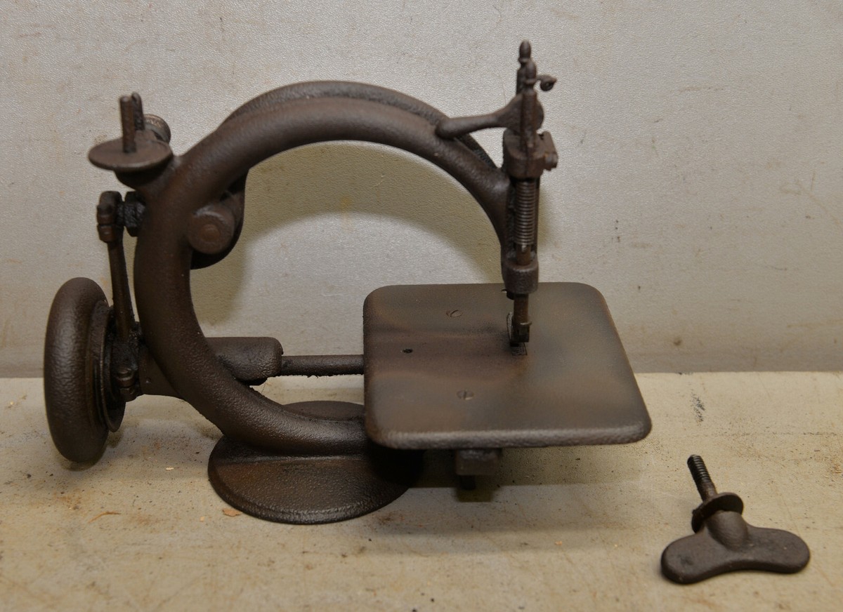 Antique 1872 Willcox & Gibbs rare early sewing machine