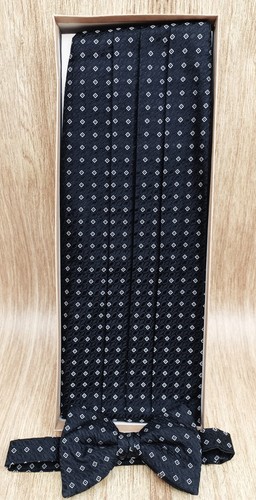 Bow Tie and Cummerbund Boxed Handsome Set by Joseph Abboud - Black and Silver - Picture 3 of 6