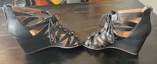 Dolce Vita Peep Toe-Gladiator Style wedge heel Sandal-Black Leather-Sz 9-VGC - Picture 5 of 18