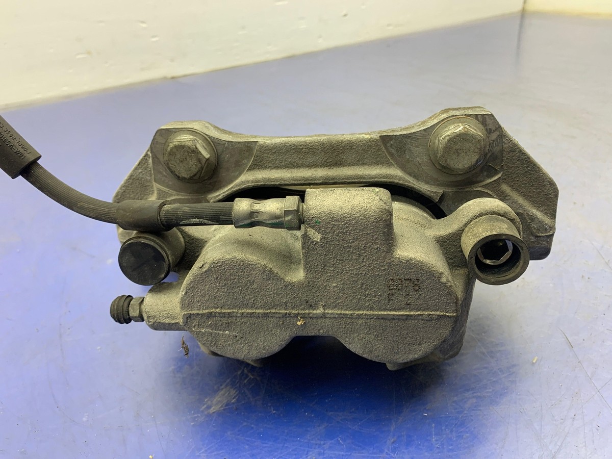 2013 - 2018 MERCEDES GLE 350 OEM W166 FRONT LEFT BRAKE CALIPER 
