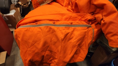 WOOLRICH BLAZE ORANGE GOOSE DOWN HUNTING COAT WITH HOOD AND DETACABLE GAME POUCH - Picture 7 of 7