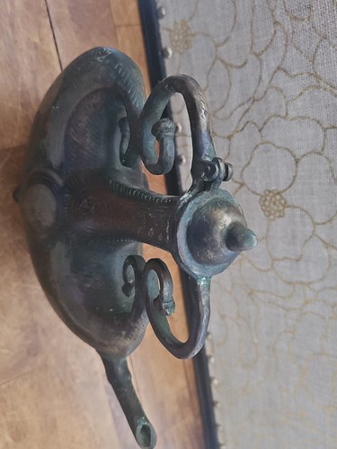 ANTIQUE TIBETAN TRINETRA BRASS MUGHAL STYLE SURAHI JUG VERY HEAVY - Picture 7 of 7