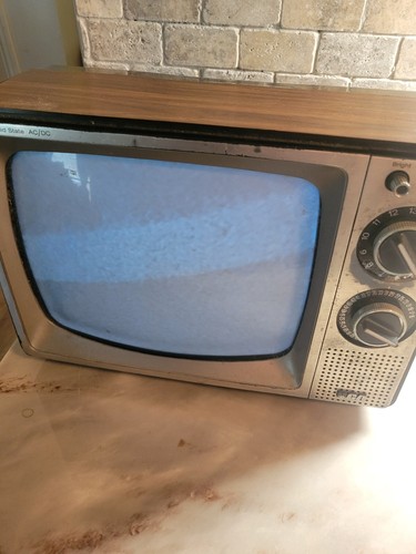 tv vintage rca stato solido - Foto 2 di 4