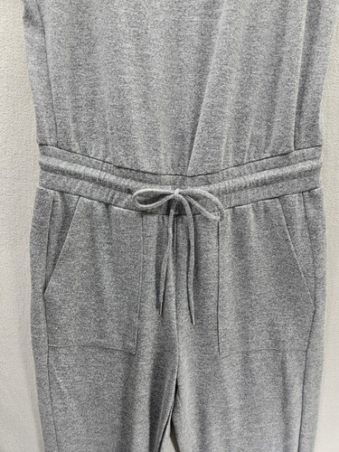 Neu mit Etikett C&C California Jumpsuit grau ärmellos bequem Taschen Größe M - Bild 3 von 9
