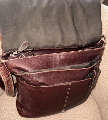 Vintage Brown Leather Distressed Briefcase Messenger Bag Made In Colombia - Picture 15 of 22