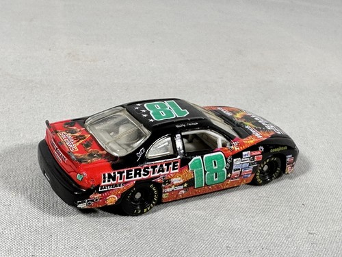 Bobby Labonte #18 Pontiac Grand Prix Stock Car NASCAR 1998 HASBRO Vintage 1:64 - Picture 5 of 11