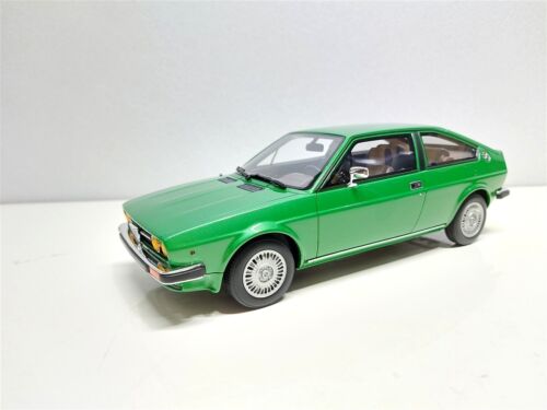 Alfa Romeo Alfasud Sprint Verde del 1976 - 1/18 Ottomobile Limited Ed. 999 pcs - Foto 3 di 8