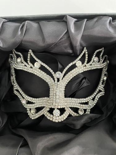 Mardi Gras mask. Masquerade mask. Custom made. Rhinestones/crystals - Picture 1 of 5
