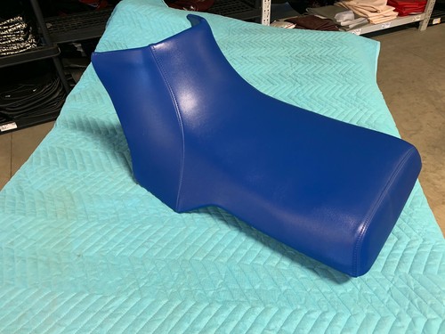 Yamaha Moto 4 New seat cover. 225 250 285 350 350ER YMF Moto4 Blue 459C. - Bild 2 von 4
