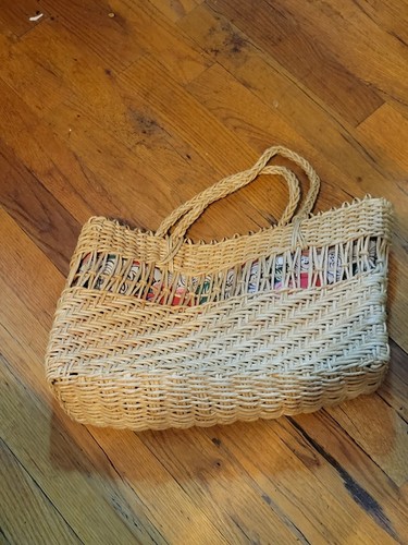 Vintage Tote Weaved Basket Purse Bag Unique - Picture 2 of 3