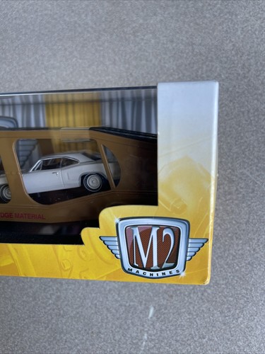 M2 MACHINES 1969 DODGE L-600 COE, 1970 DODGE SUPER BEE 383 & 1970 DODGE HEMI - Picture 5 of 11