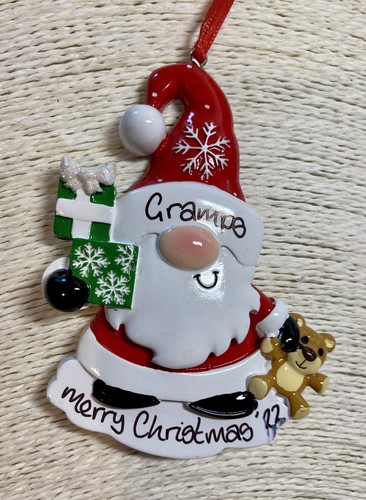 Personalisierter Gonk Wichtel individuell Babys erster Christbaumschmuck - Bild 3 von 4