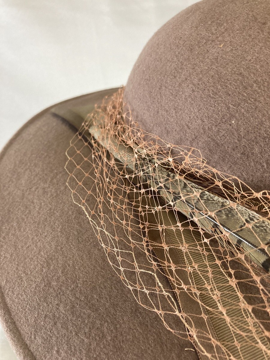Vintage Felt Wool Wide Brim Hat Netting Pheasant Feather  display picture 2