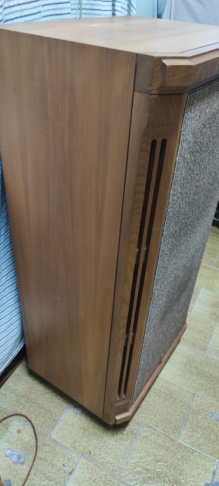 Foto 1 di 18
