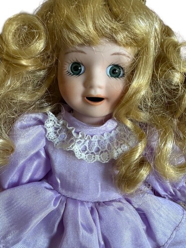 Doll Story Book Dolls THUMBELINA Marie Osmond VTG 1995 & Open Box - Picture 2 of 12