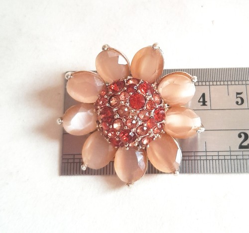 Monet flower brooch peach lustre petals orange crystals gold plated 37mm signed - Picture 12 of 12