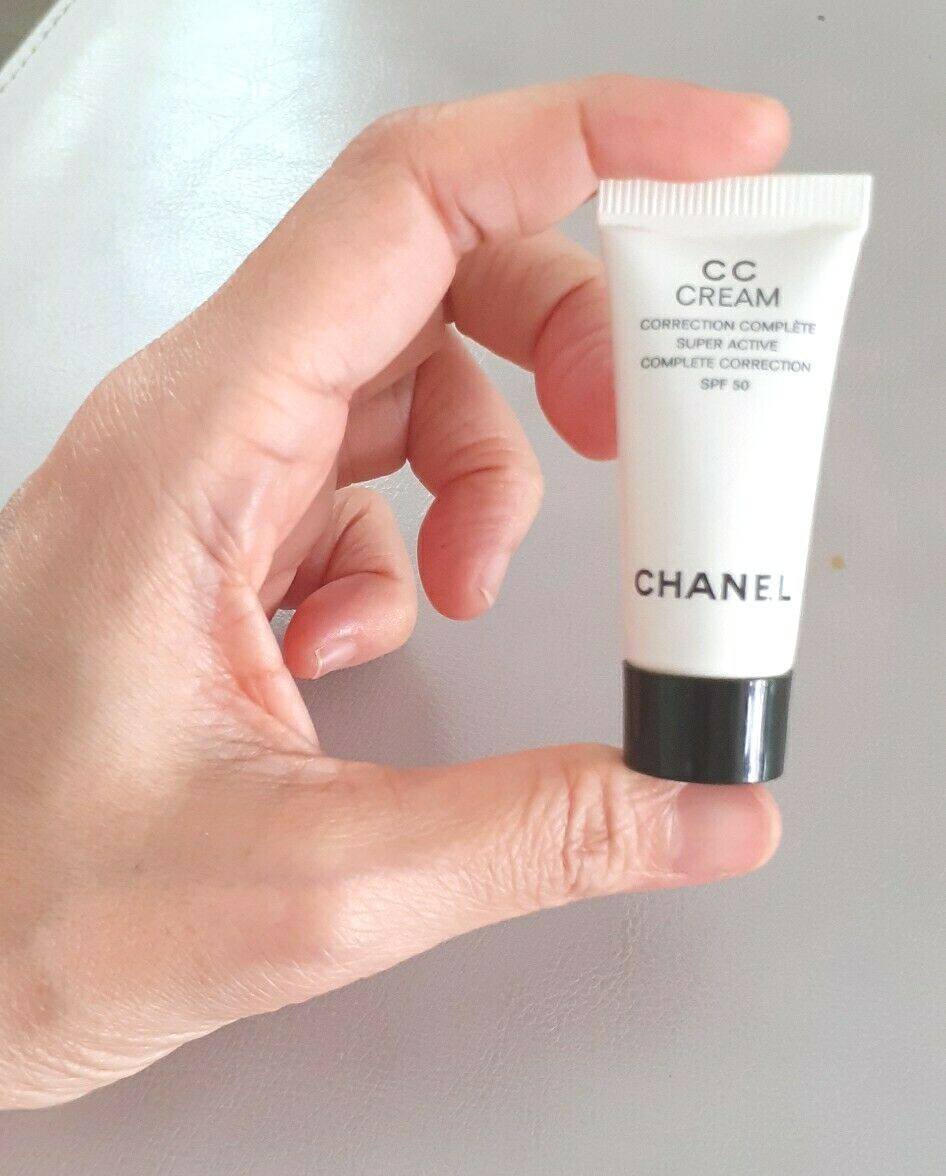 2 x 5 mL CHANEL CC Cream Super Active Complete Correction