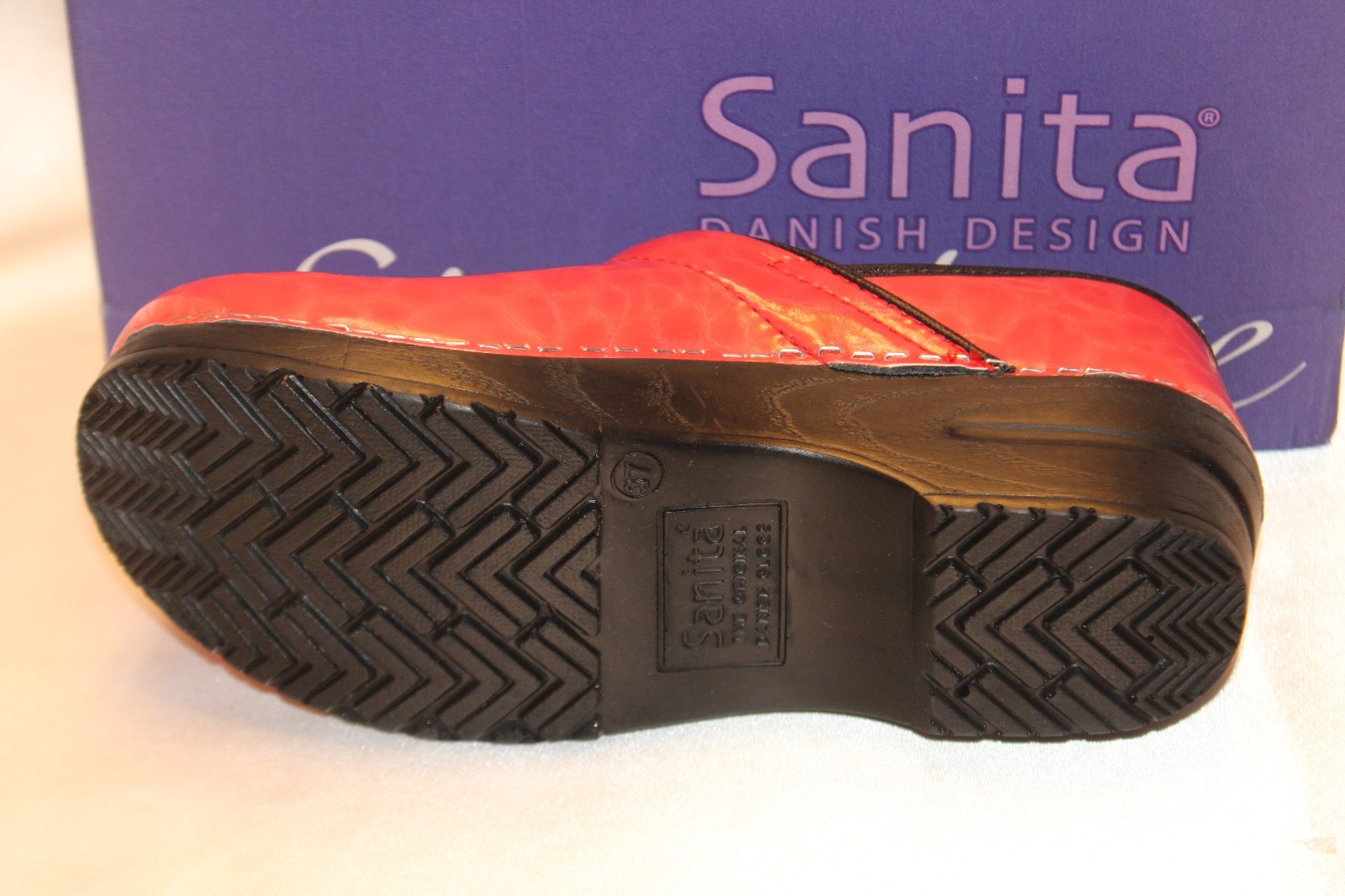 NEW NIB SANITA The Patent Original Danish Clog Pink Patent The Cushioned Slip On EU 35 36 61db67 NEW NIB SANITA The Patent Original Danish Clog Pink Patent The Cushioned Slip On EU 35 36 61db67