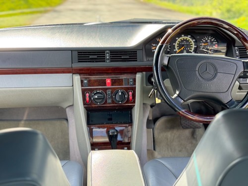 Mercedes-Benz e class e320 w124 1994 - RARE WEISMANN HARD TOP - Picture 16 of 23
