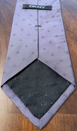 Dkny 100% Silk Imported Fabric Men’s Neck Tie - 第 2/9 張圖片