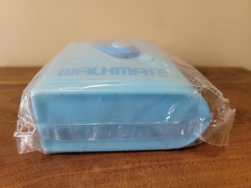 Vintage NOS Plastic Walkmate Travel Flask Light Blue - 1988 - Picture 5 of 12