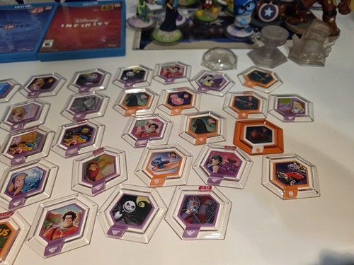 HUGE SET DISNEY INFINITY Power Discs Crystals Figures Cards 3 GAMES WII U Portal - Picture 6 of 18