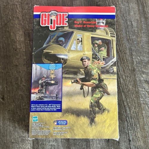 GI Joe Roy P. Benavidez, Medal of Honor Recipient Classic Collection Hasbro 2001 - Bild 4 von 4
