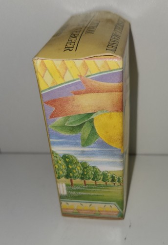 Vintage Caswell-Massey Lemon Orchard Soap 3.25oz - New In Box USA - Picture 5 of 6