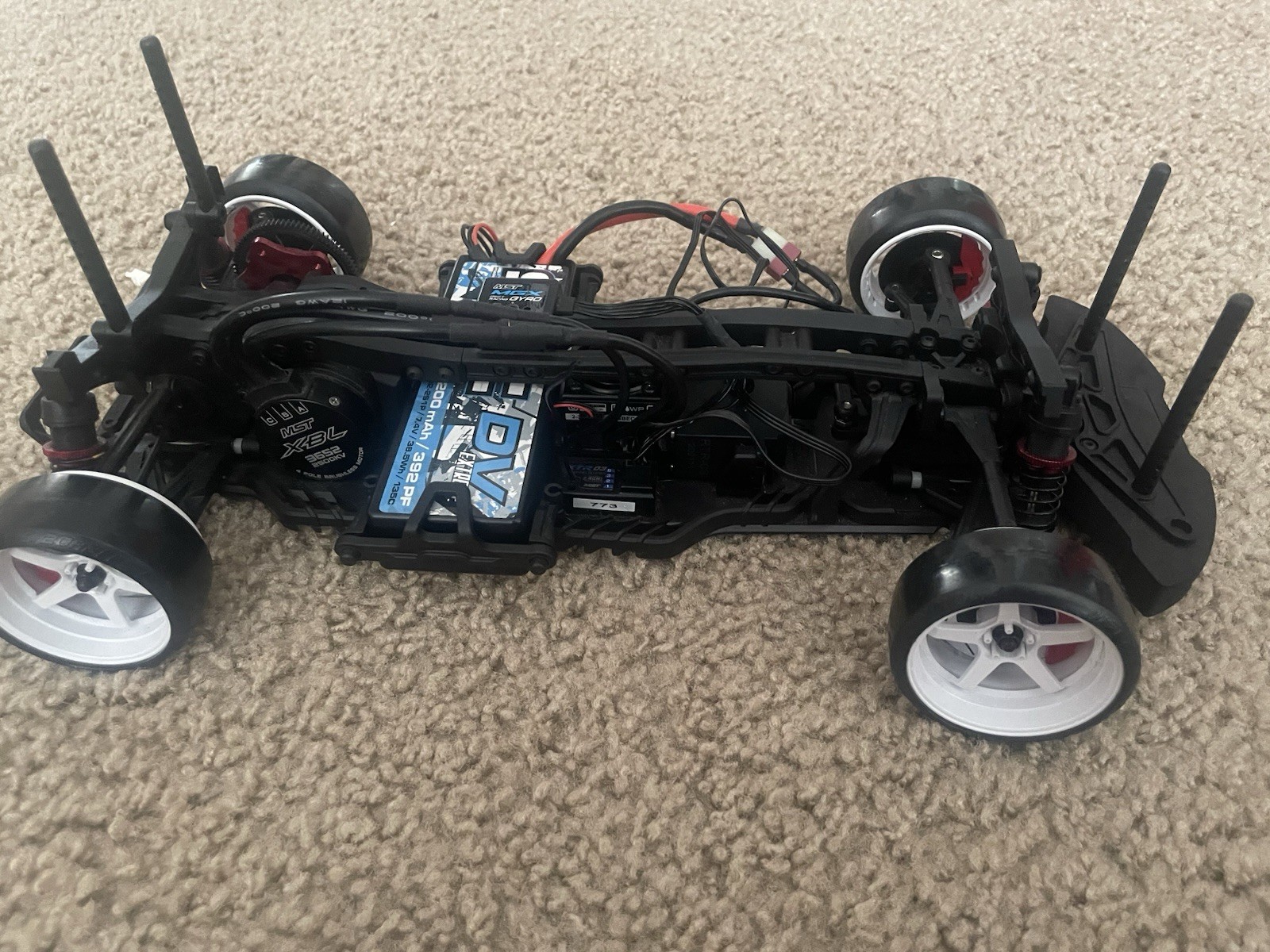 Picture 2 of 4