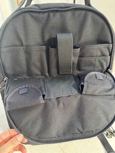 75-Pocket Backpack heavy duty Tool Bag CLC Custom Leathercraft #1132 barely used - Picture 16 of 23