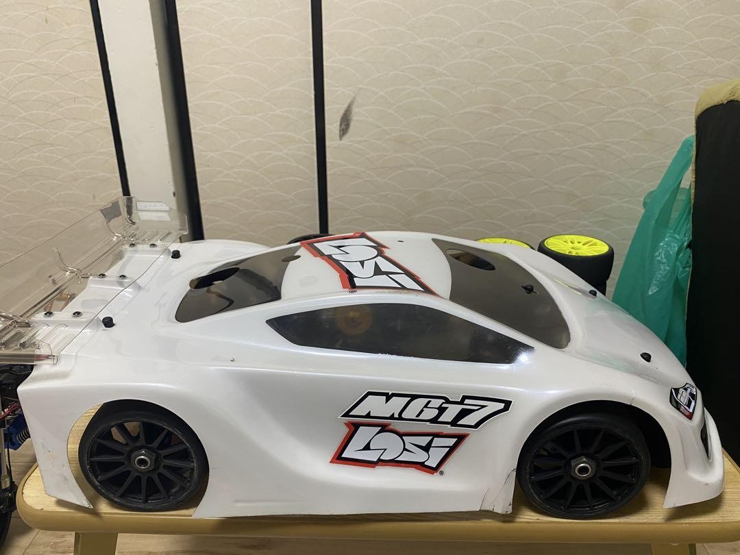 Picture 2 of 11