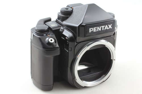 [QUASI NUOVO] Corpo fotocamera Pentax 67 II AE 6x7 medio formato fiim + tappo dal GIAPPONE - Foto 5 di 17