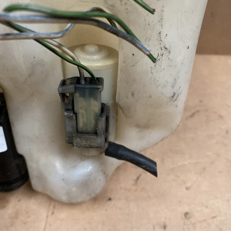 Subaru Forester 2004 parabrisas lavadora líquido depósito botella 2002 2003 Impreza Foto 4 de 4