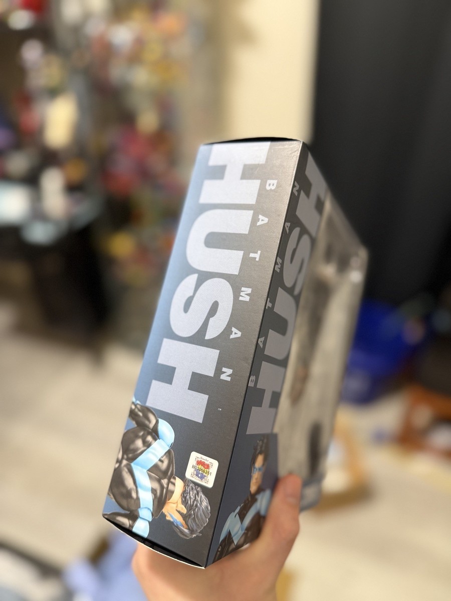 MAFEX Nightwing (バットマン: Hush Ver.) C.J.MART / MAFEX NIGHTWING(BATMAN: HUSH Ver.)