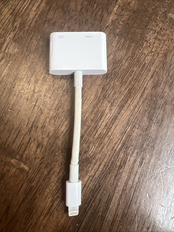 Apple Lightning Digital AV Adapter - MD826AM/A