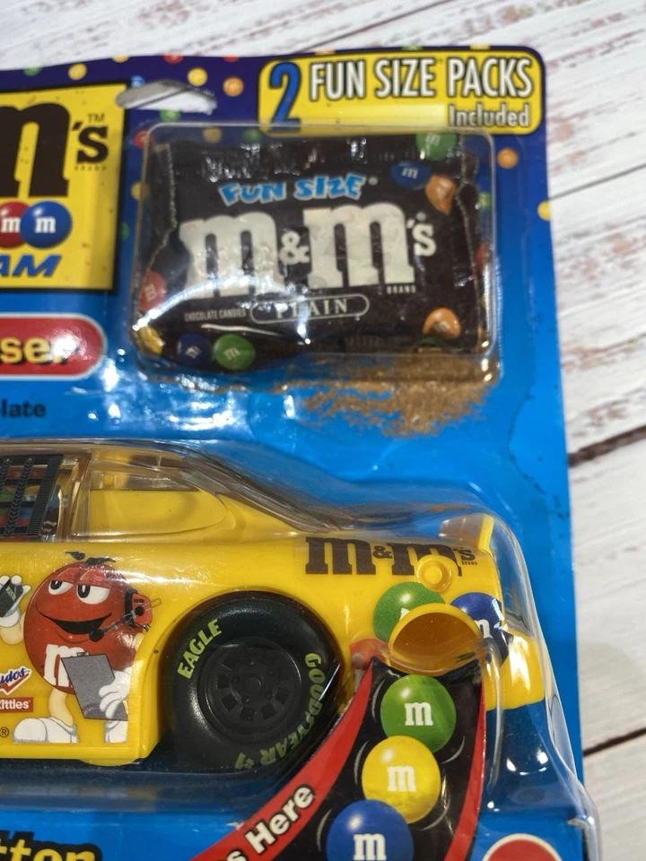 VINTAGE 1999 M&M'S COLLECTIBLE RACING TEAM CANDY DISPENSER NASCAR #36 NEW - Image 3 of 4