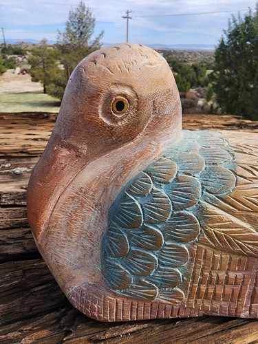 Scultura pellicano in legno intagliato a mano vintage arte popolare rustica dipinto uccellino fattoria - Foto 3 di 14
