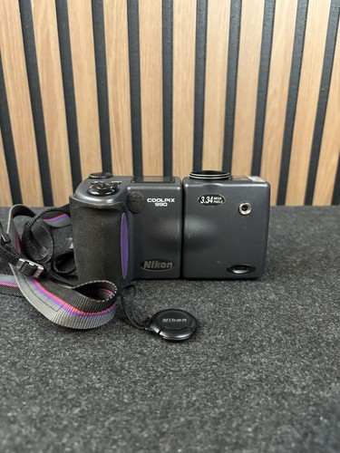 Lot of 2 Nikon Coolpix 990 (E990) Swivel Digital Cameras w/ & Bag - FOR PARTS - Picture 2 of 16