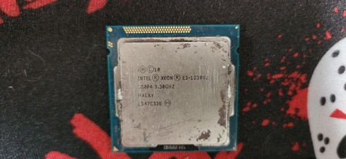 Intel Core 2 Duo E8400 + Core I5 3470 + Xeon E3 1230V2 - Picture 3 of 4