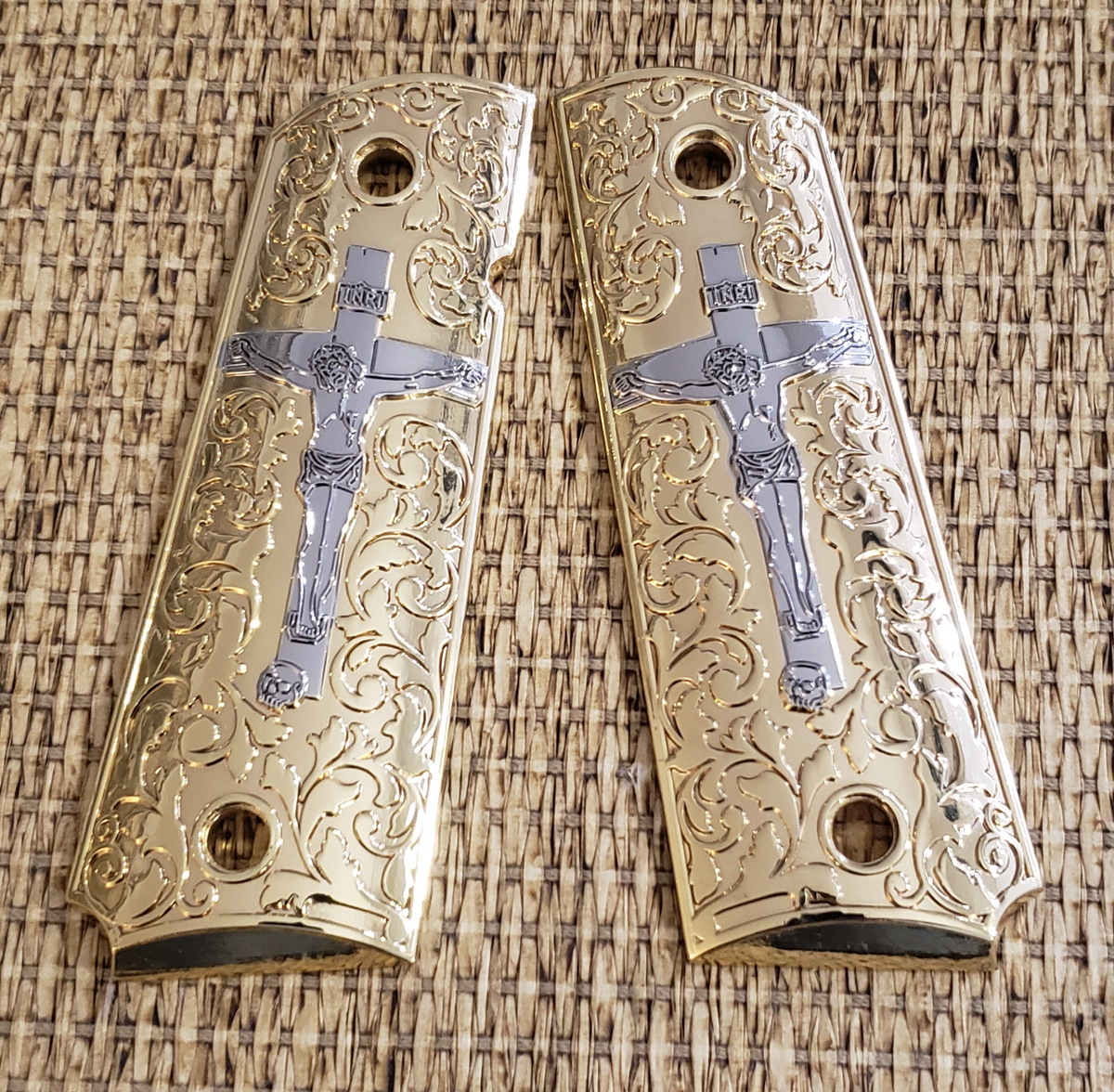 Full Size Gold Plated Cross grips | eBay