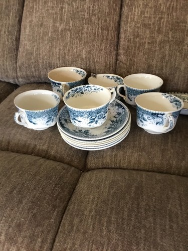 (368). Set Of 6 Oriental England Cups And Saucer Light Chip Pre Owned - Picture 2 of 6