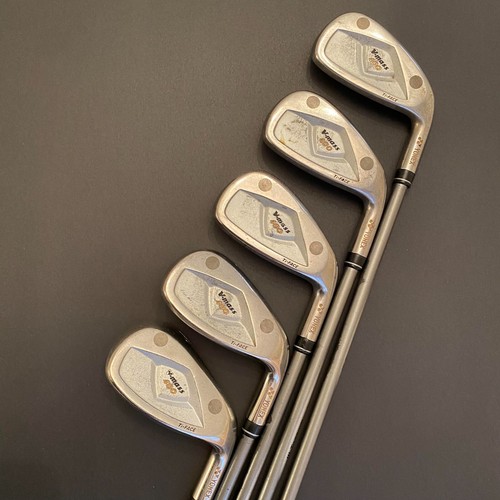 Yonex V-Mass 400 Iron Set 3-4-5-9-P Reg Flex Graphite Yonex UL-Titanium 7+Shafts - Picture 1 of 6