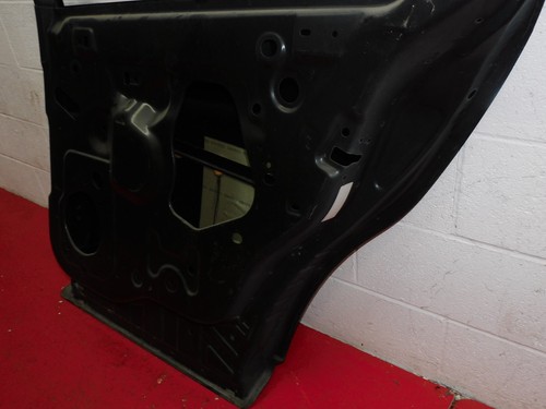 2010 2019 FORD TAURUS RIGHT SIDE REAR DOOR SHELL OEM - Picture 5 of 7
