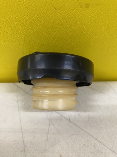 1993-1999 TOYOTA CELICA PETROL FUEL CAP ( FAST DISPATCH) - Picture 16 of 24