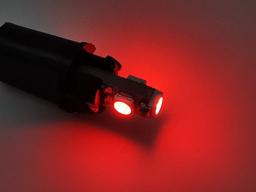 Quality 12v LED B8.3D Twistlock Dashboard Clock bulb T3 T25 Golf MK1 2 431919040 - Picture 15 of 21