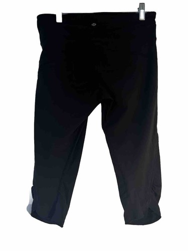 Lululemon Black Ujjayi Crop Tulip Hem Workout Athletic yoga Legging Size 4 - Picture 2 of 10