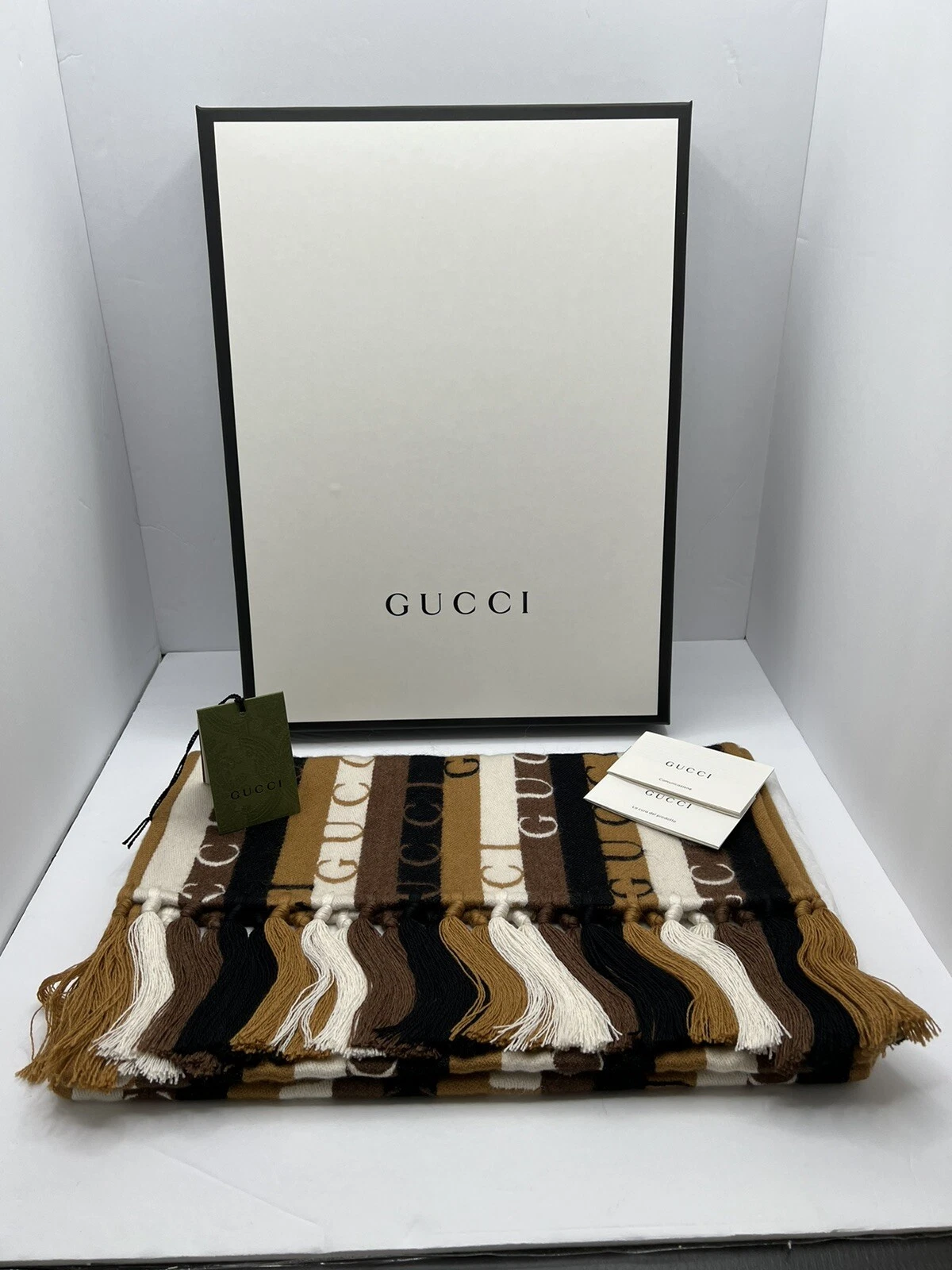 Écharpe à rayures en bois marron logo laine Gucci