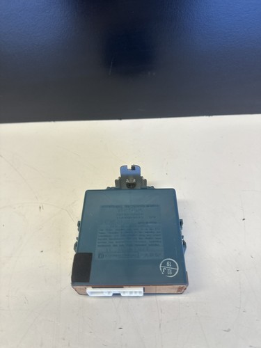 2006 2007 2008 2009 LEXUS IS250 IS350 TIRE PRESSURE SENSOR MODULE RECEIVER OEM - Picture 3 of 15