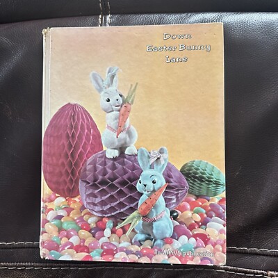 Vintage Children's HC Down Easter Bunny Lane 1962 Ideals Publication Illustrated